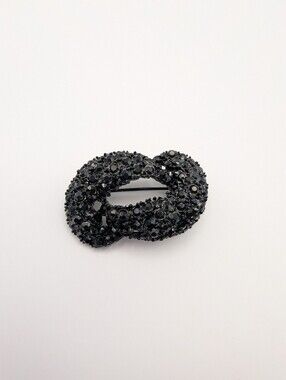 Vintage Signed ART Designer Arthur Pepper Black Rhinestone Metal Oval Brooch